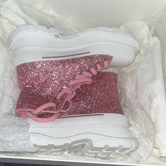 pink alexander mcqueens boots size 37 never worn comes with box and dust bag - Picture 5 of 12